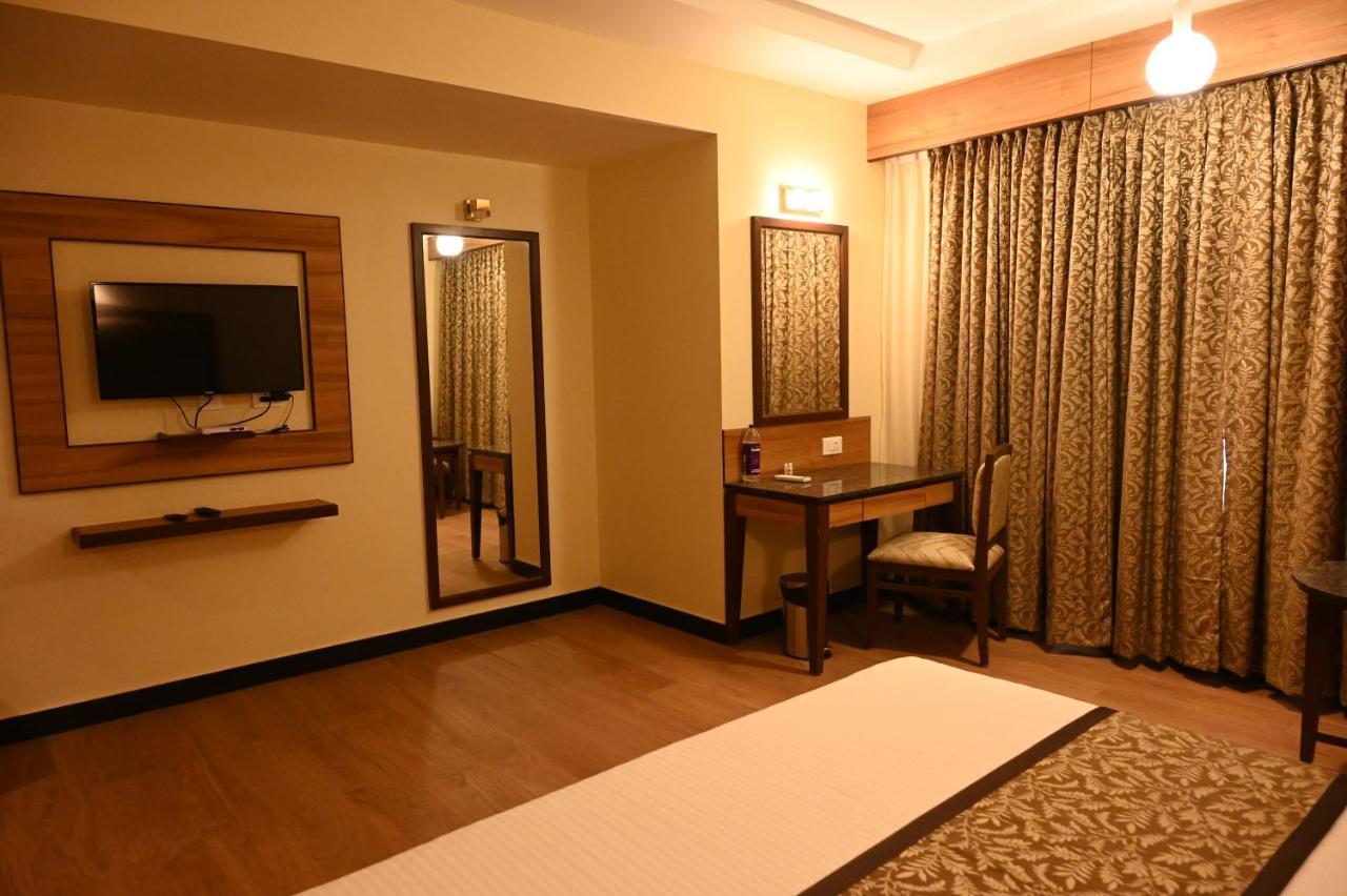 Hotel Sms Grand Imperial Vellore Εξωτερικό φωτογραφία