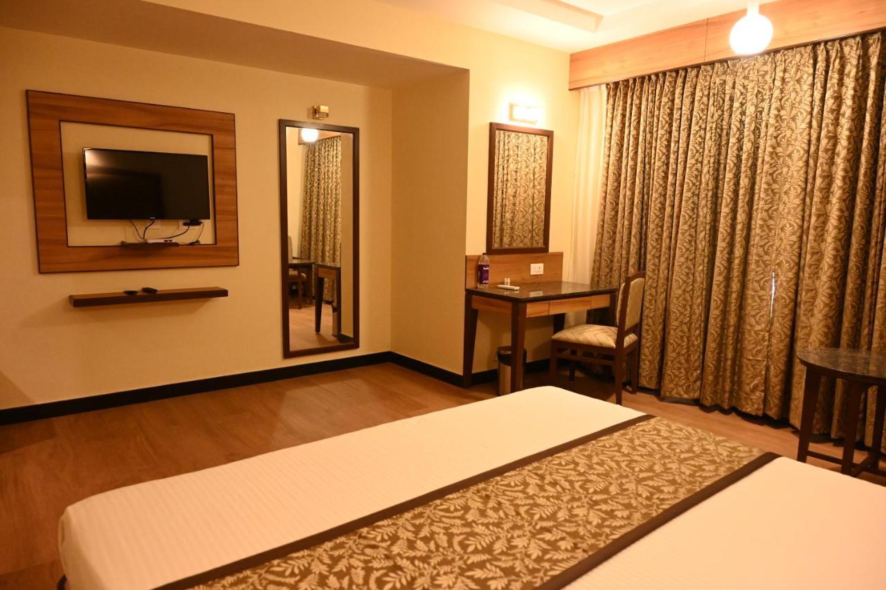 Hotel Sms Grand Imperial Vellore Εξωτερικό φωτογραφία