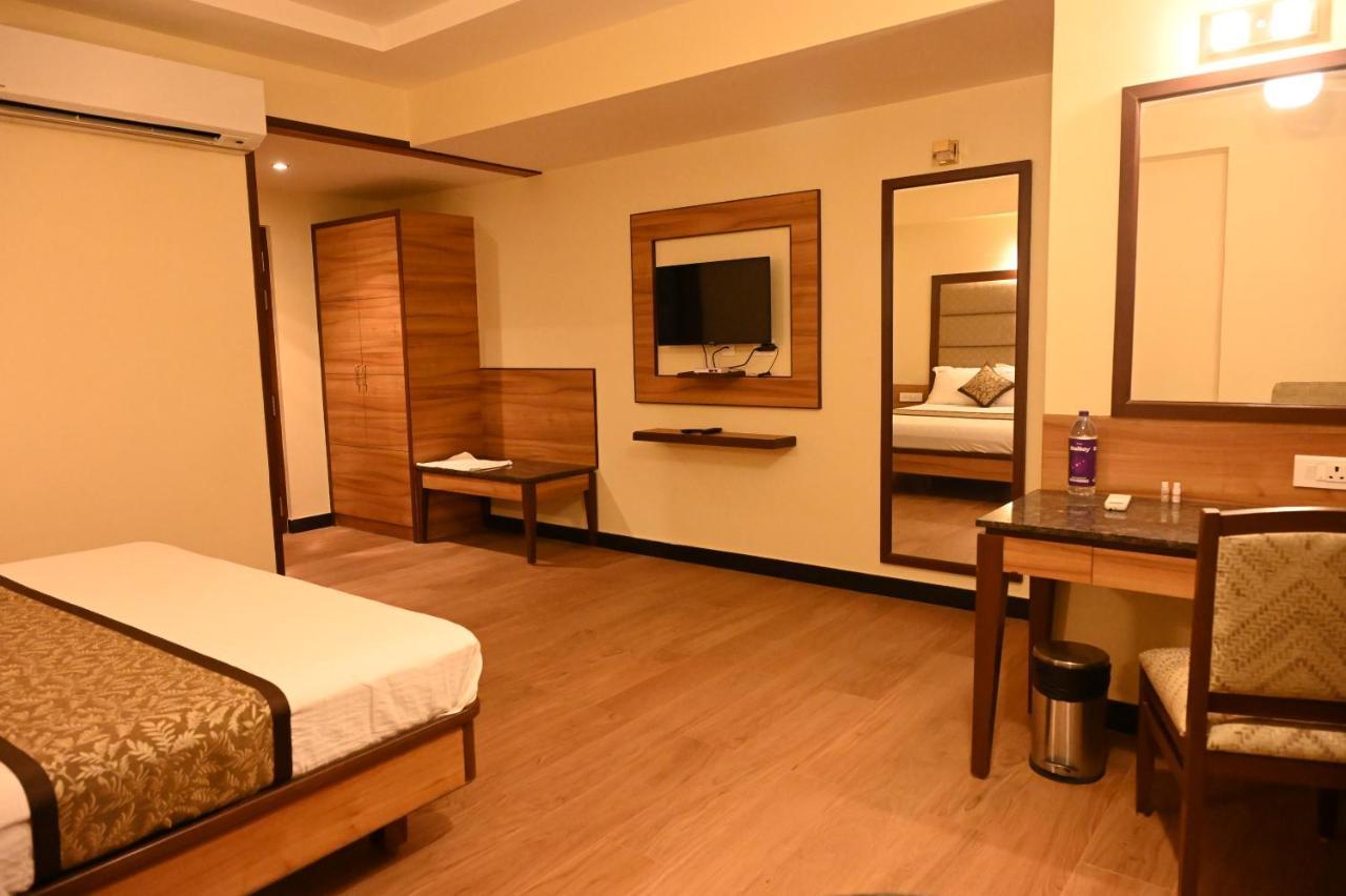 Hotel Sms Grand Imperial Vellore Εξωτερικό φωτογραφία